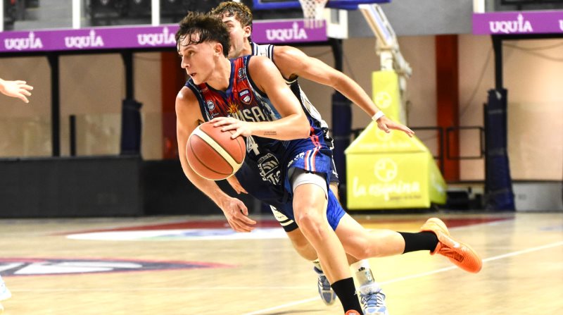 Victoria de Quimsa ante Peñarol en tiempo extra