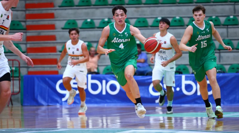 Atenas sumó su cuarta victoria seguida