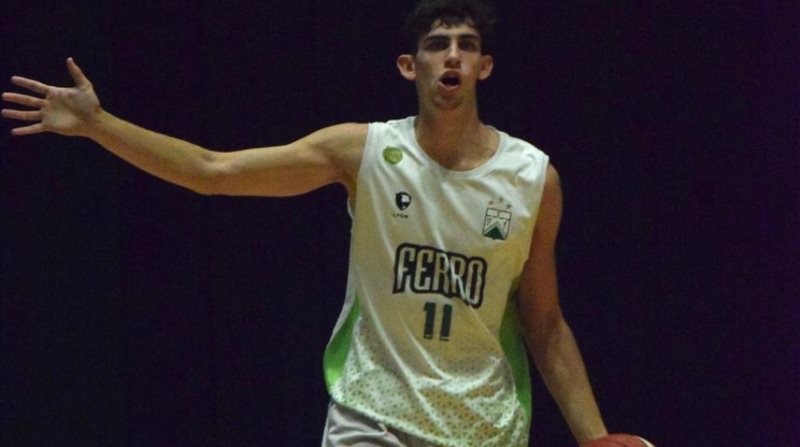 Ferro volvió al triunfo ante Atenas