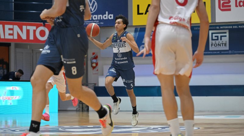 Independiente sigue firme en Oliva