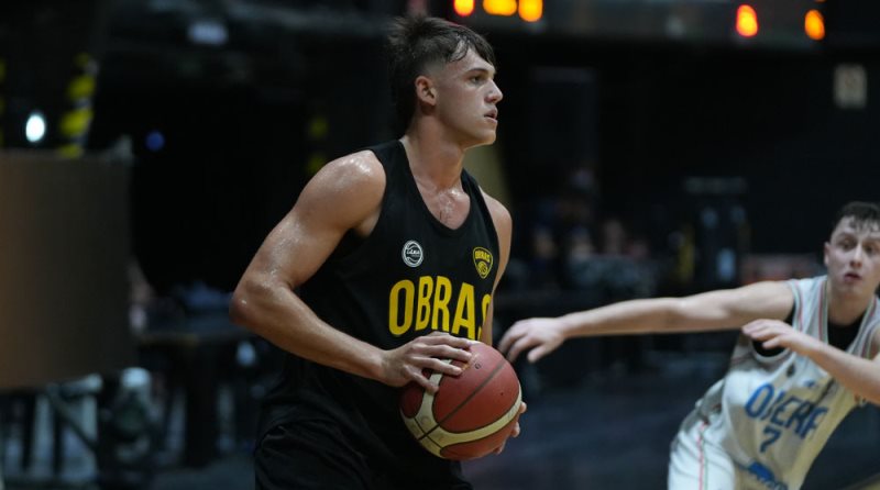 Obras se hizo fuerte en casa y superó a Oberá