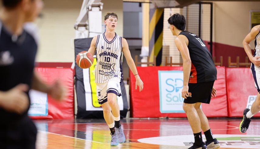 Peñarol se llevó su primera victoria en Corrientes